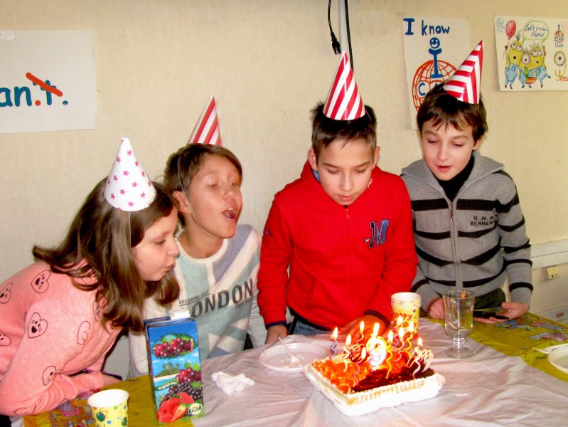 9th Birthday ICAN Club young learners party
