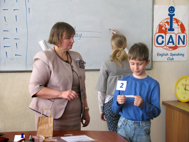 Traditional Spelling Contest in ICAN Club, an English speaking Club in Minsk, Belarus, for non-native speakers of English. Flash back 2014