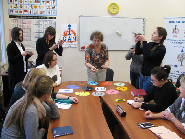 Sylvie Doláková's wrokshop for teachers of English. Pronunciation, dyslexia and storytellingEnglish speaking ICAN Club in Minsk. Клуб для англоговорящих "ICAN" - разговорная практика, общение на английском языке, лучший клуб в Минске.