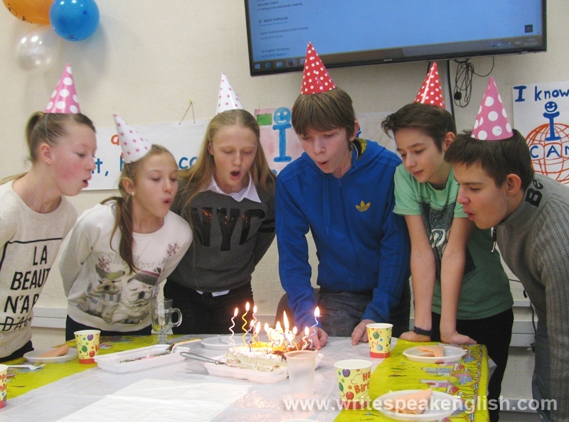 The 9th Birthday Party in ICAN Club for Young Learners
